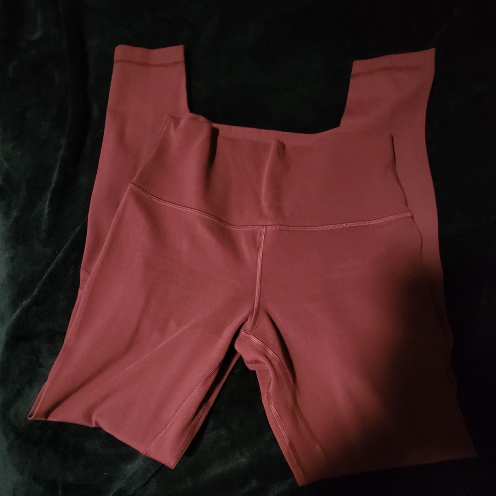 Lululemon leggings